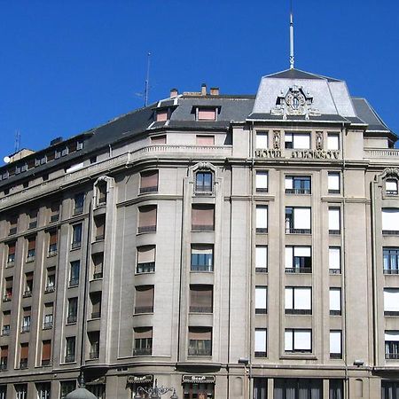 Occidental Leon Alfonso V Hotel Exterior photo